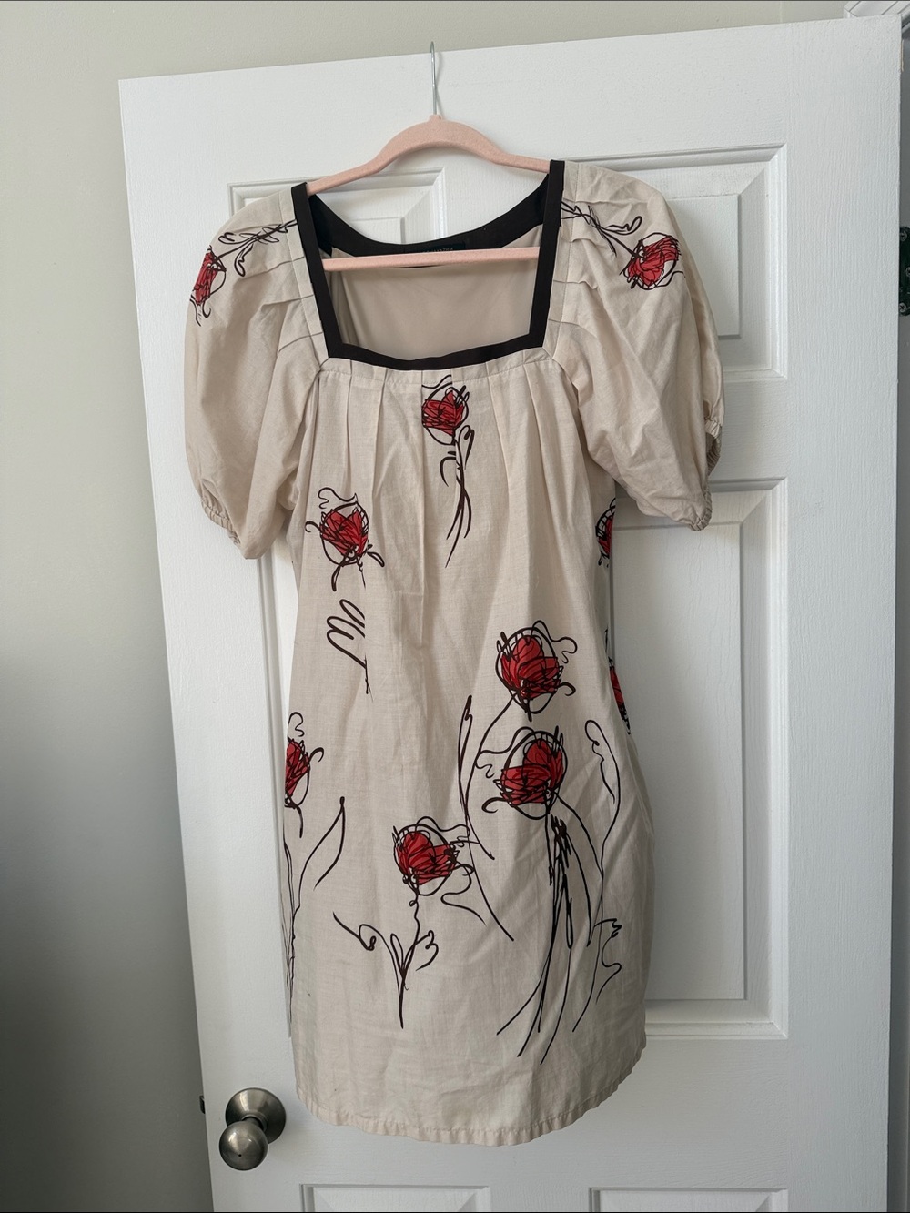 BCBGMaxAzria Beige Mini Dress with Red Floral Embroidery and Brown Trim